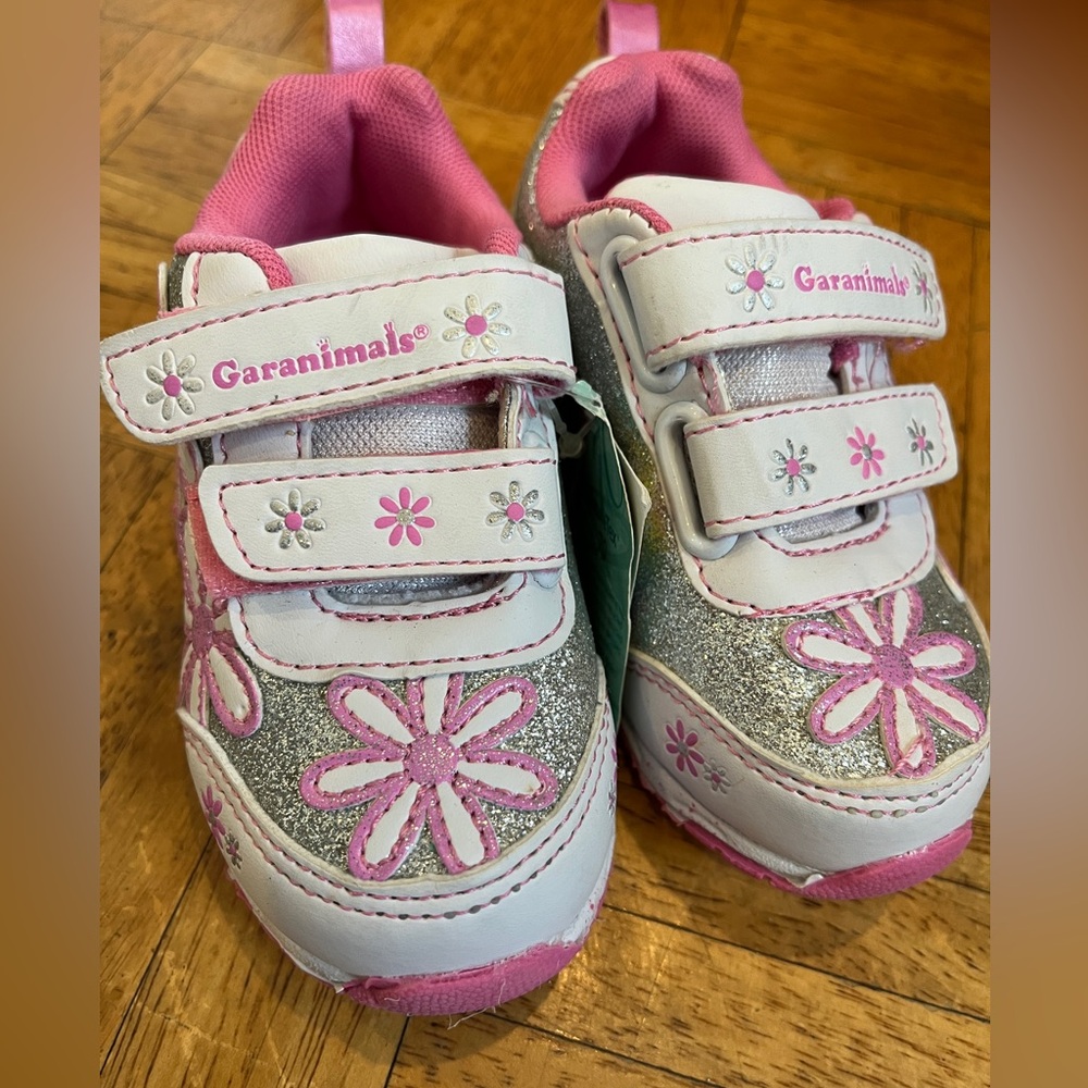 Garanimals Velcro glitter pink flower sneakers size 7